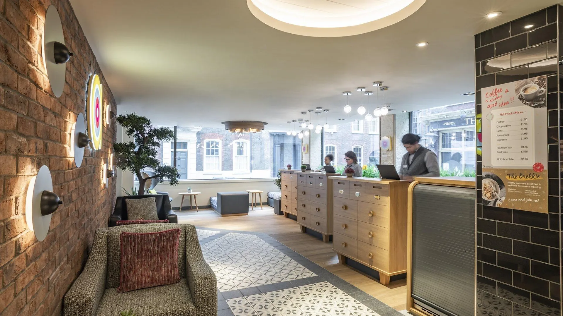 Hotel Point A London Liverpool Street